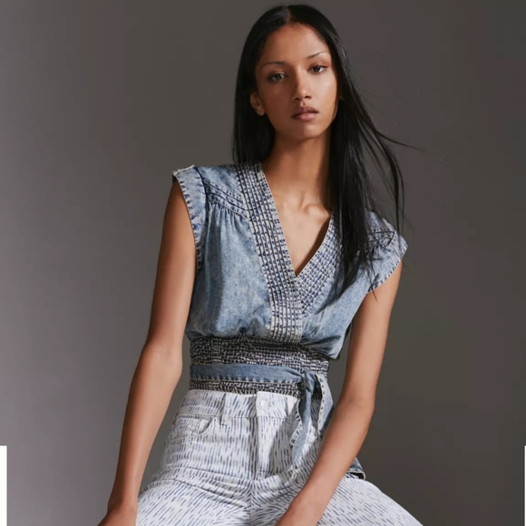 New! || PILCRO || Wrap, vest, chambrey, cropped, pullover, size small, blue - Picture 1 of 12